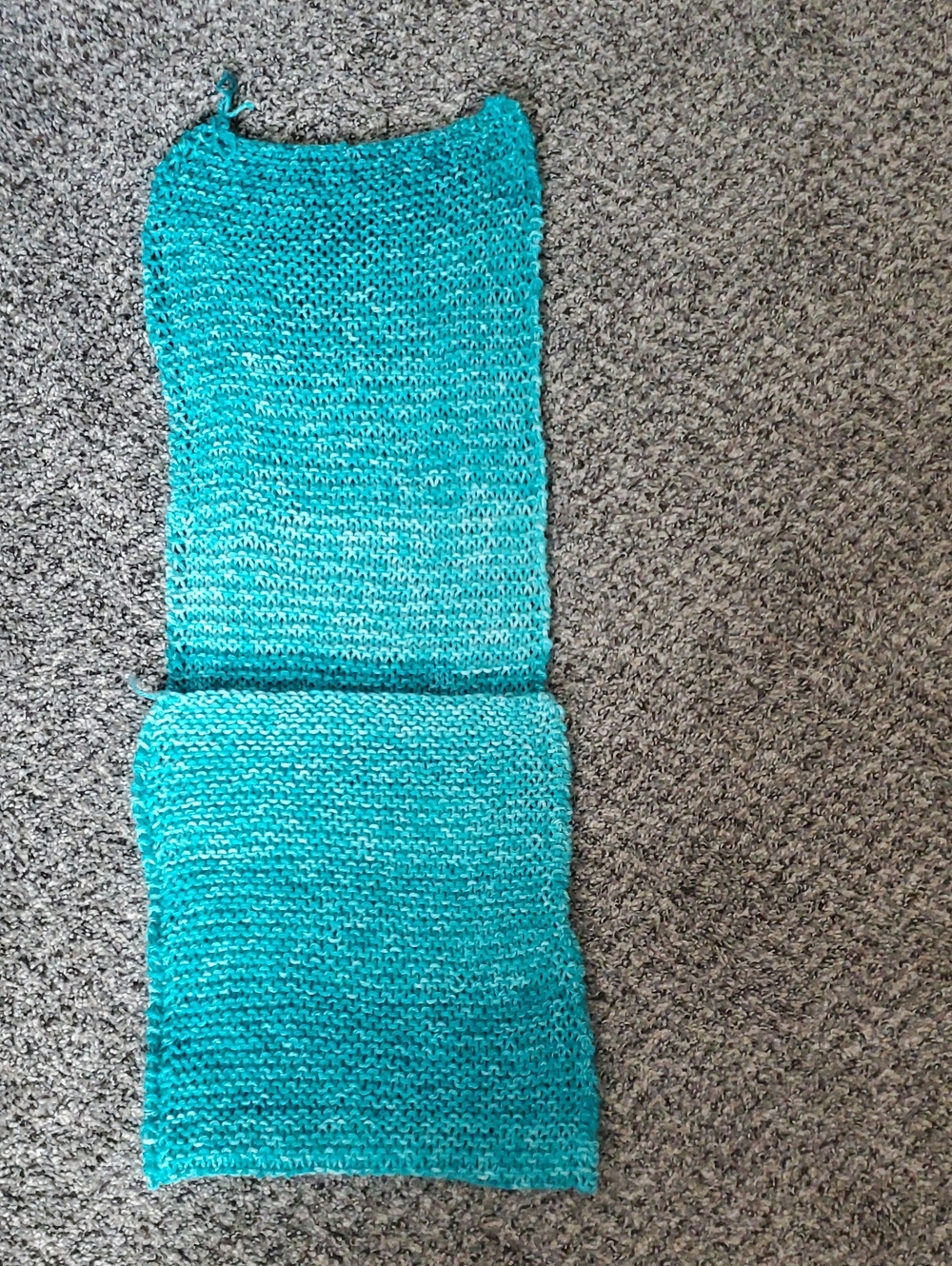 Handmade Gradient Teal Knit Scarf - Picture 2 of 3